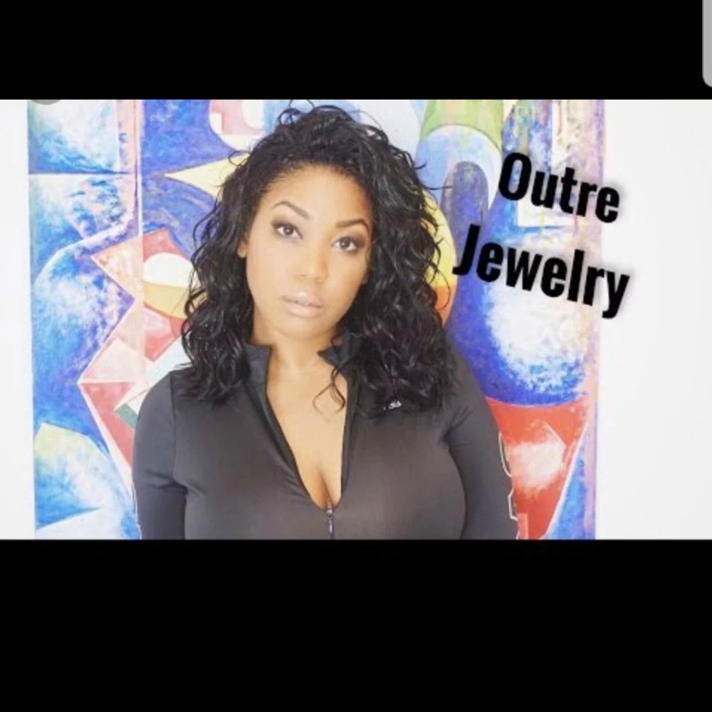 Outre Synthetic Half Wig "JEWELRY"